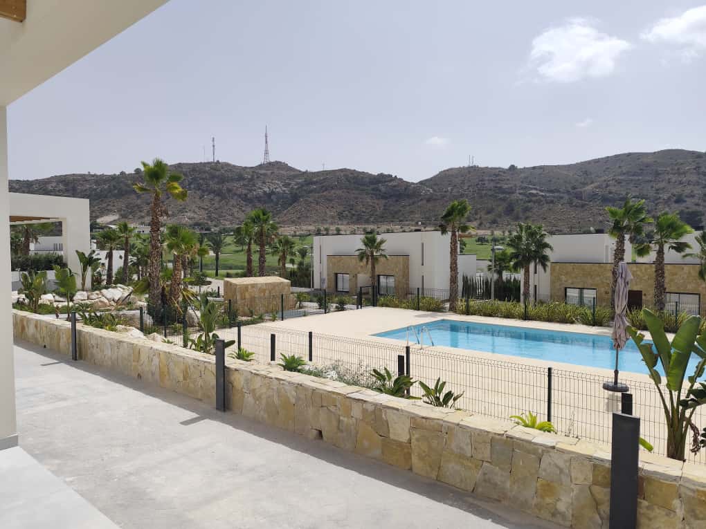 Superbe Appartement Duplex Neuf dans le Golf Font del Llop à Golf Font del Llop Resort — photo 4