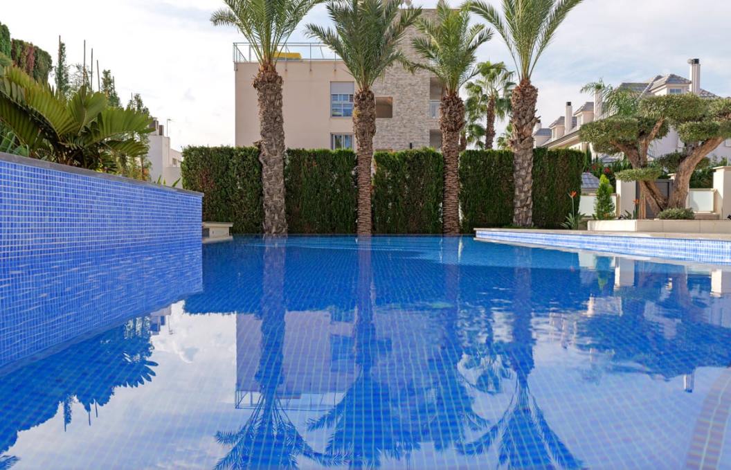 Superbe Villa de Luxe Neuve de 430 m2 à 100 m de la Mer à Torrevieja à Torrevieja — photo 6