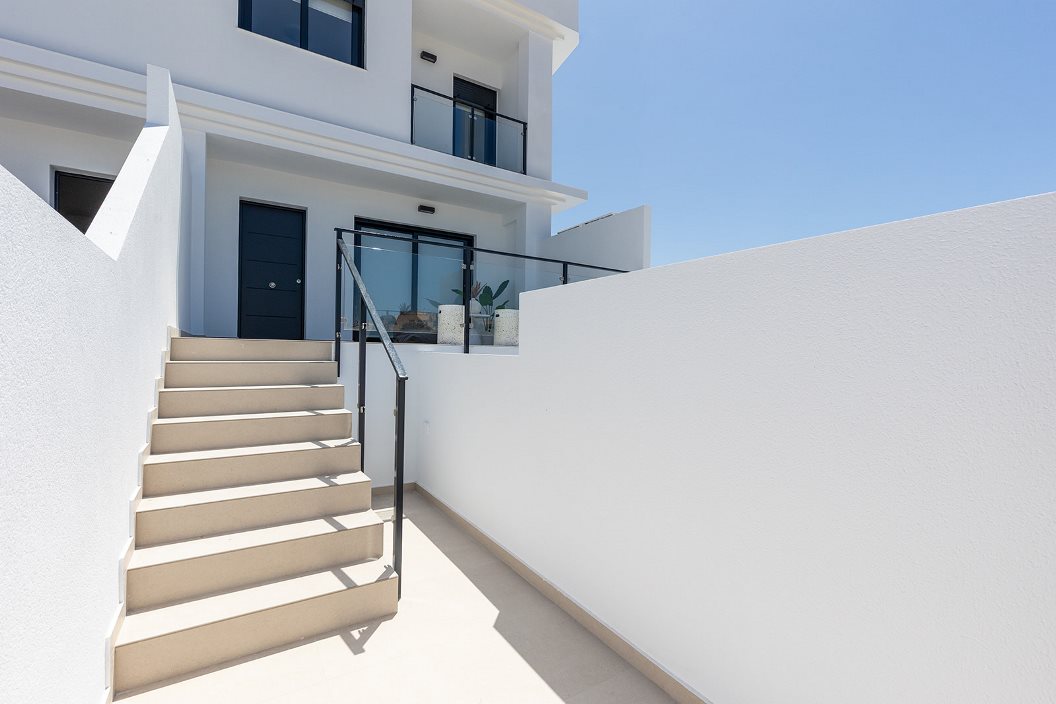 Belle Maison Mitoyenne Neuve de 207 m2 à Rafal à Rafal — photo 6