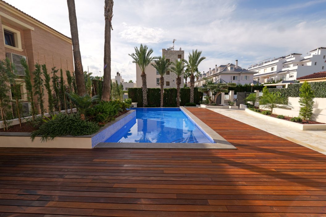 Superbe Villa de Luxe Neuve de 430 m2 à 100 m de la Mer à Torrevieja à Torrevieja — photo 3