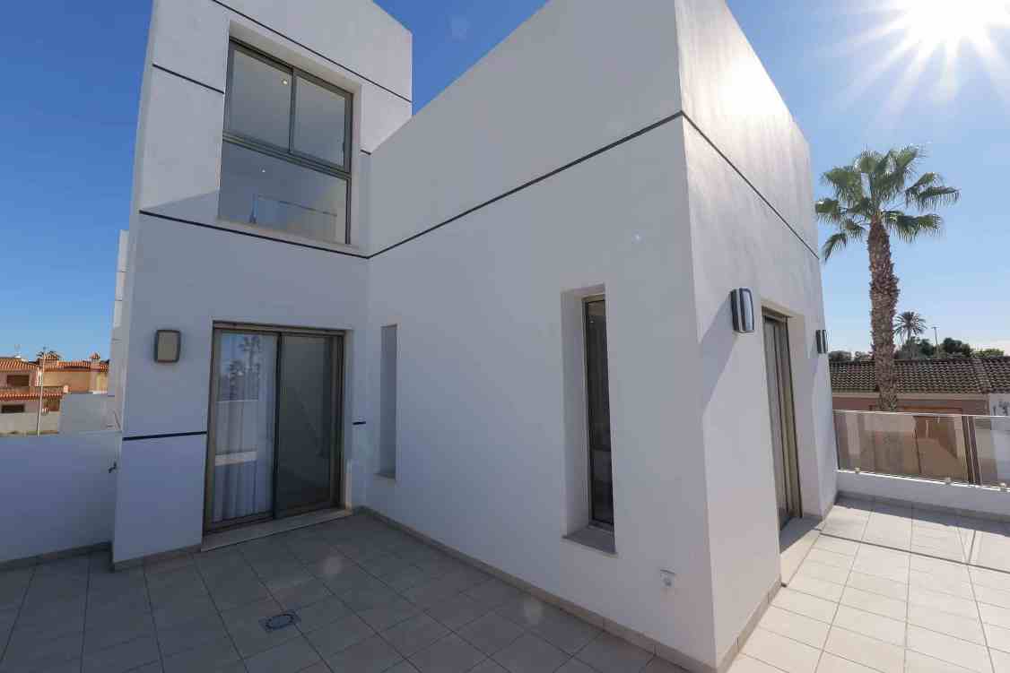 Superbe Villa Neuve de 194 m2 à Los Alcázares à Los Alcázares — photo 3